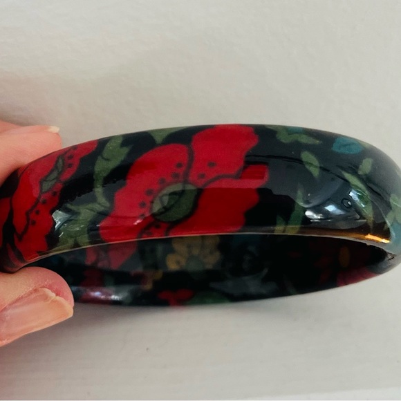 Liberty Multicolor Floral Bracelet - Picture 3 of 4
